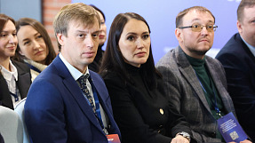 Более 200 предпринимателей пришли на «Открытый разговор» с надзорными органами Приморья