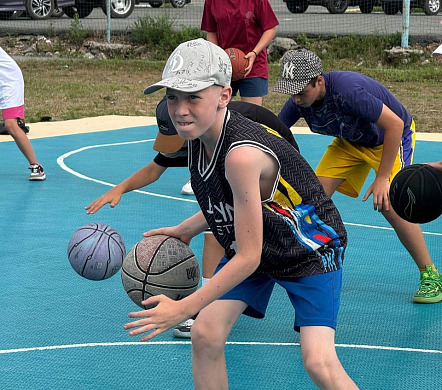 Ветеран СВО открыл во Владивостоке детский баскетбольный клуб и провёл первый турнир