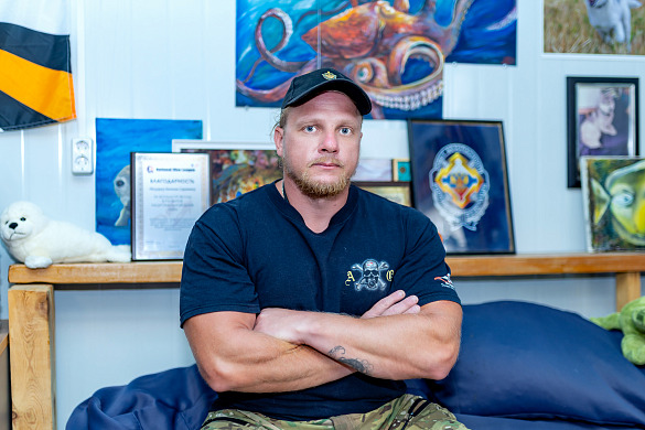 Своих не бросает: как ветеран СВО помогает людям и тюленям с господдержкой